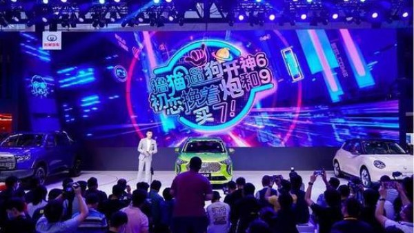最懂年轻人的SUV，哈弗初恋爆款来袭