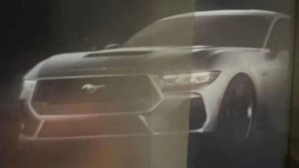 复古感十足 全新福特Mustang外观泄露