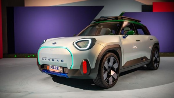 电动科幻 MINI Concept Aceman实车首发