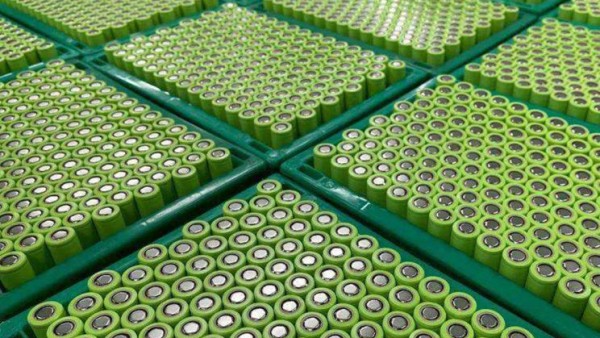 上半年全国锂离子电池产量超过 280GWh