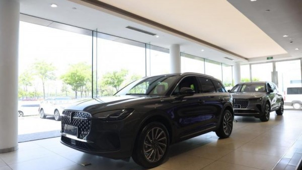 豪华SUV大比拼，林肯冒险家、宝马X1和奥迪Q3，谁更胜一筹？