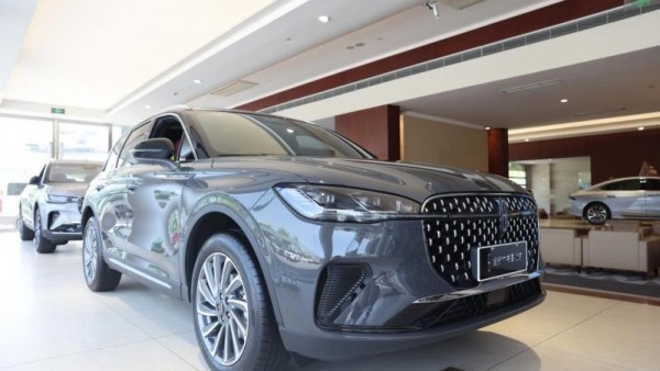 谁才是豪华紧凑型SUV的顶流？全新林肯冒险家VS 奥迪Q3