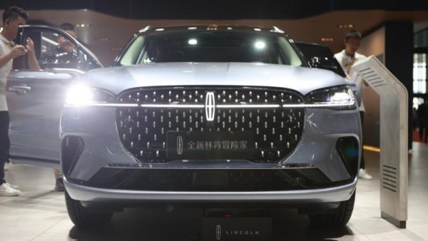 林肯冒险家引领奢华SUV“内卷”时代的独特力量，全新升级震撼登场