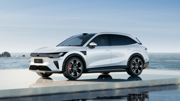 单月销量首次突破6万台，极氪科技10月销量61,636台