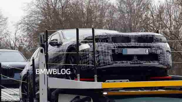 双肾格栅回来了？中期改款宝马5系旅行版谍照首次曝光