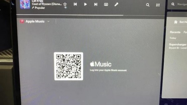 苹果Apple Music现身特斯拉车机系统