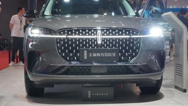 林肯冒险家全面跃级，上海车展开启预售，24万就能买到豪华SUV！