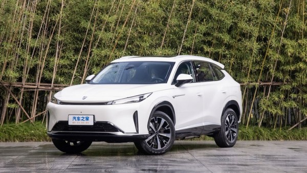 未来产品规划等 荣威品牌北京车展专访