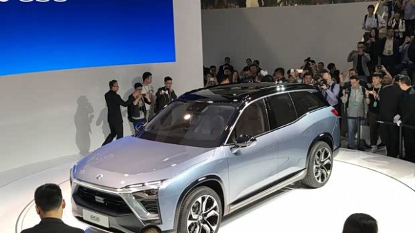 定位大型SUV 蔚来ES8概念车正式亮相