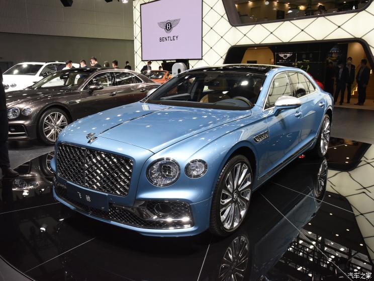 宾利 飞驰 2022款 4.0T V8 Mulliner