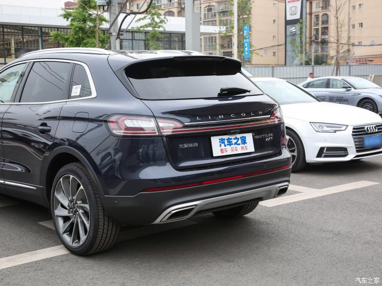 长安林肯 航海家 2022款 2.7t 四驱尊雅版
