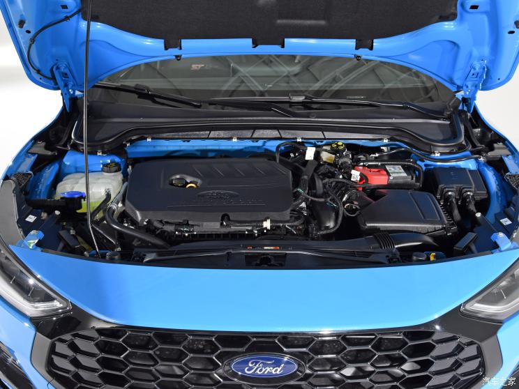 长安福特 福克斯 2022款 三厢 EcoBoost 180 自动ST Line