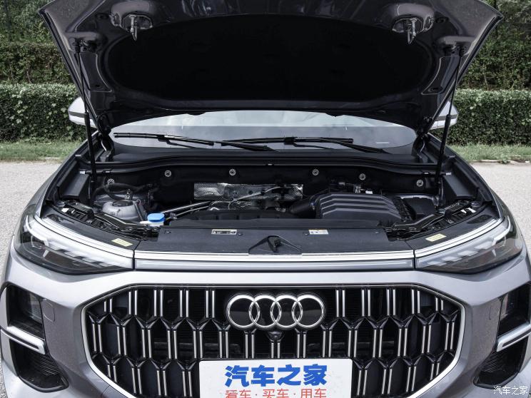 上汽奥迪 奥迪Q6 2022款 45 TFSI quattro 齐云型 羽林套装 7座