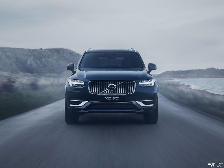 沃尔沃(进口) 沃尔沃XC90新能源 2023款 T8 RECHARGE 智尊豪华版 7座