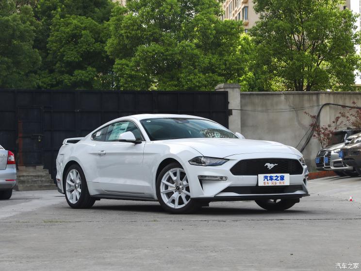 福特(进口) Mustang 2022款 2.3L EcoBoost 元光极昼限量版