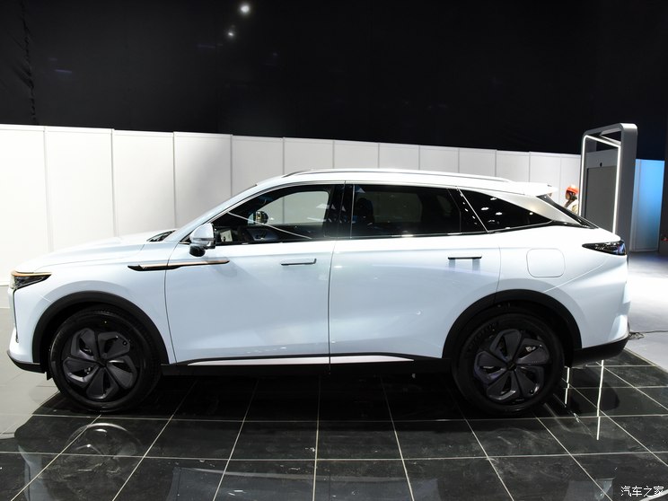 星途 星途瑶光新能源 2023款 PHEV 基本型