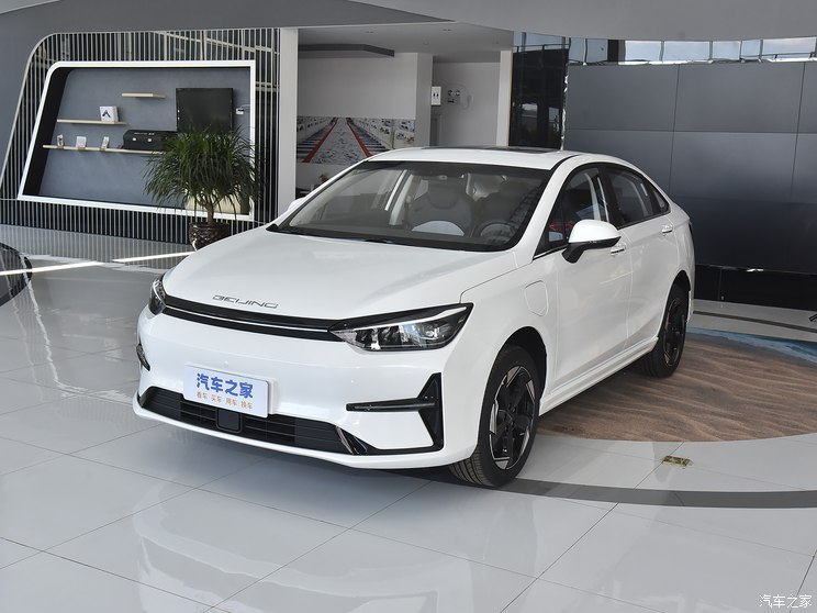 北京汽车 北京EU5 PLUS 2024款 R500 标准出行版