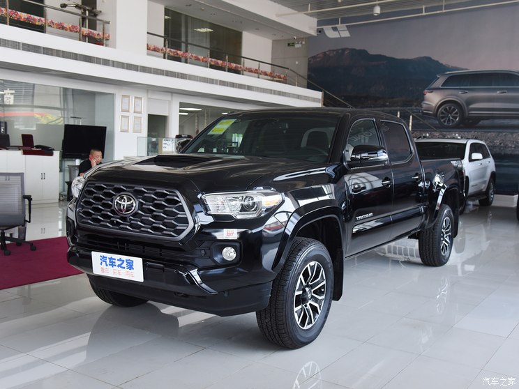 丰田(进口) Tacoma 2022款 3.5L 自动四驱双排 TRD Sport 加拿大版